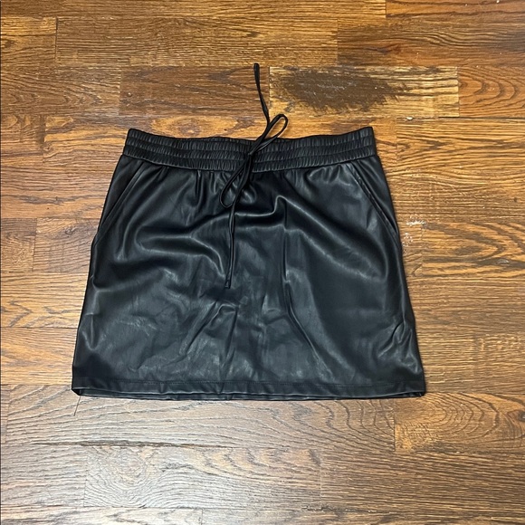 Shinestar Black Faux Leather Mini Skirt - Picture 1 of 3